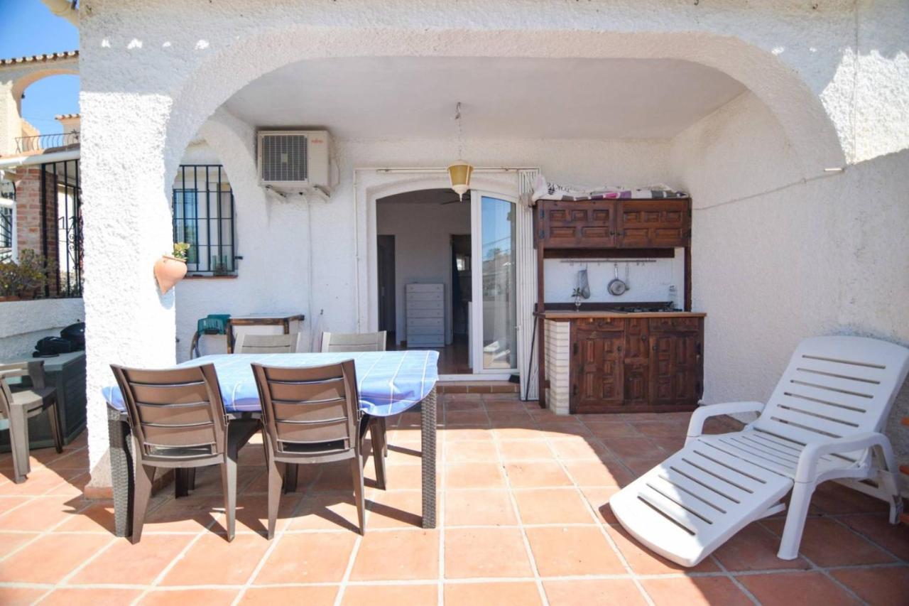 Вилла Casa Christina- Burriana Beach Нерха Экстерьер фото