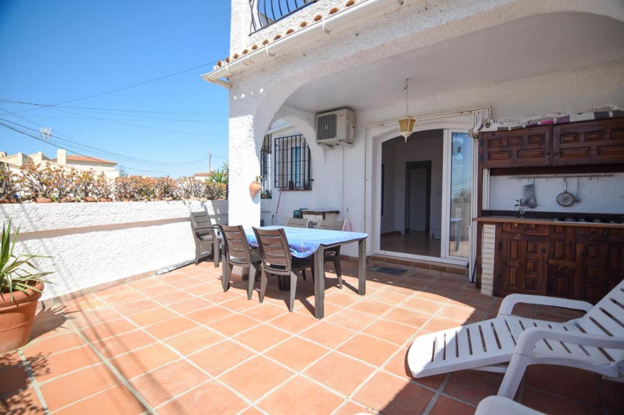 Вилла Casa Christina- Burriana Beach Нерха Экстерьер фото