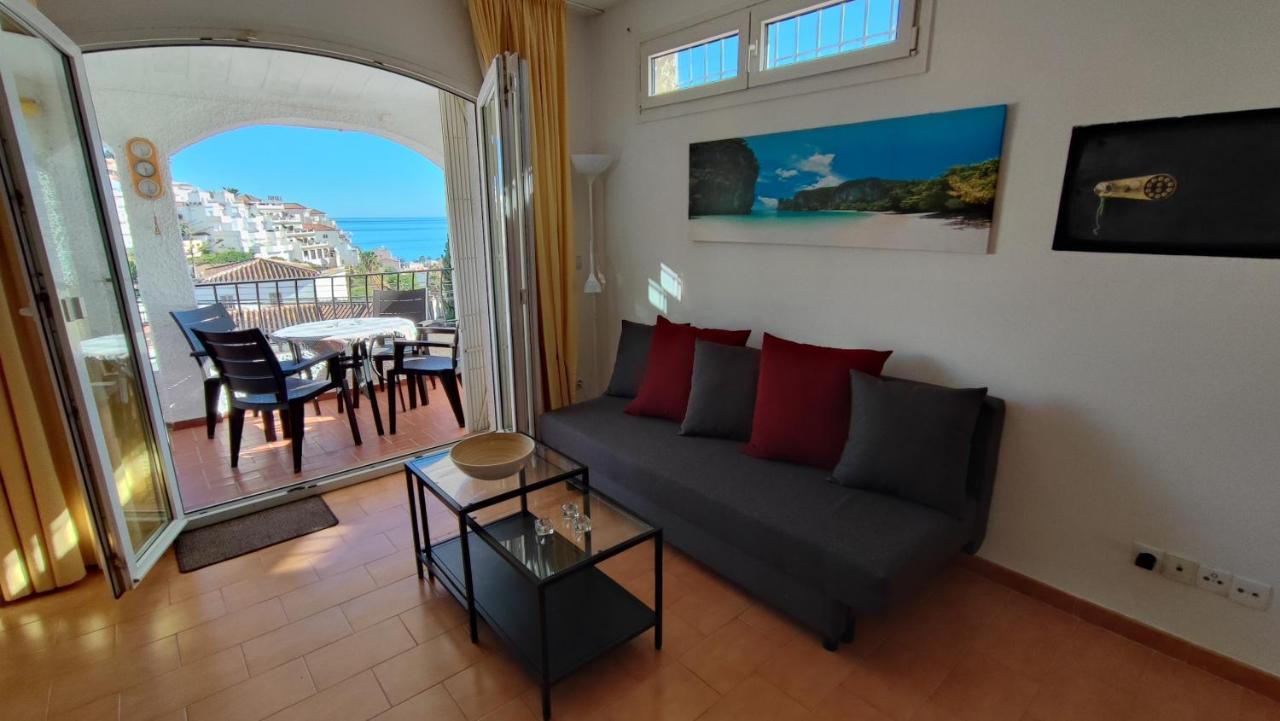 Вилла Casa Christina- Burriana Beach Нерха Экстерьер фото